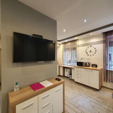 Viola Apartman With Infra Sauna